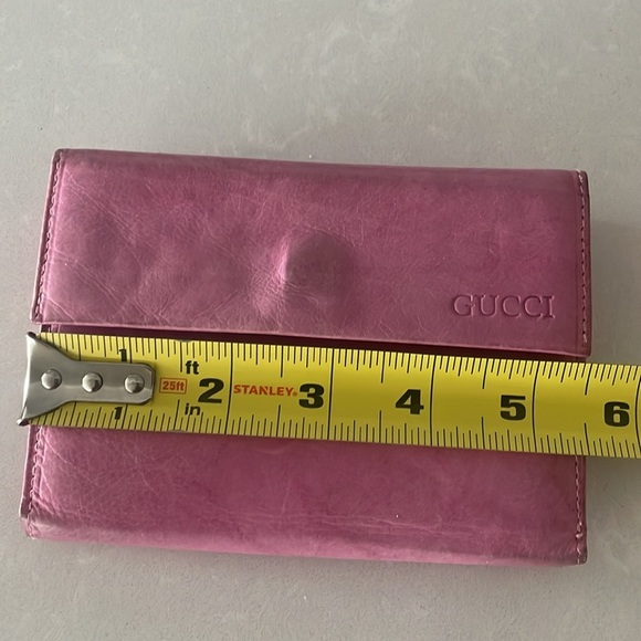 PINK LAMBSKIN LEATHER TRIFOLD WALLET CARDS SLOTS AND POCKET PRELOVED - Picture 6 of 8